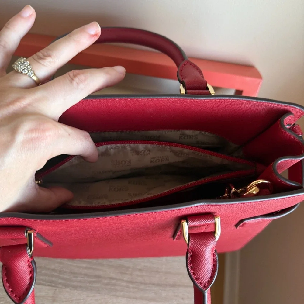 Michael Kors Georgia Red‎ Leather Large Zipper Front Snap Satchel Tote Bag EUC